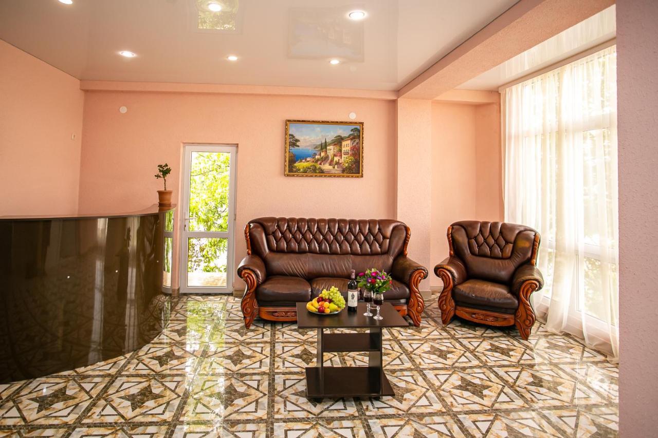 Sanzazila Hotel Gudauta Luaran gambar