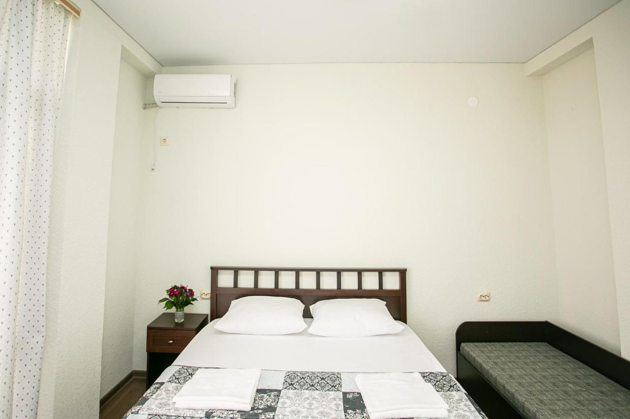 Sanzazila Hotel Gudauta Luaran gambar