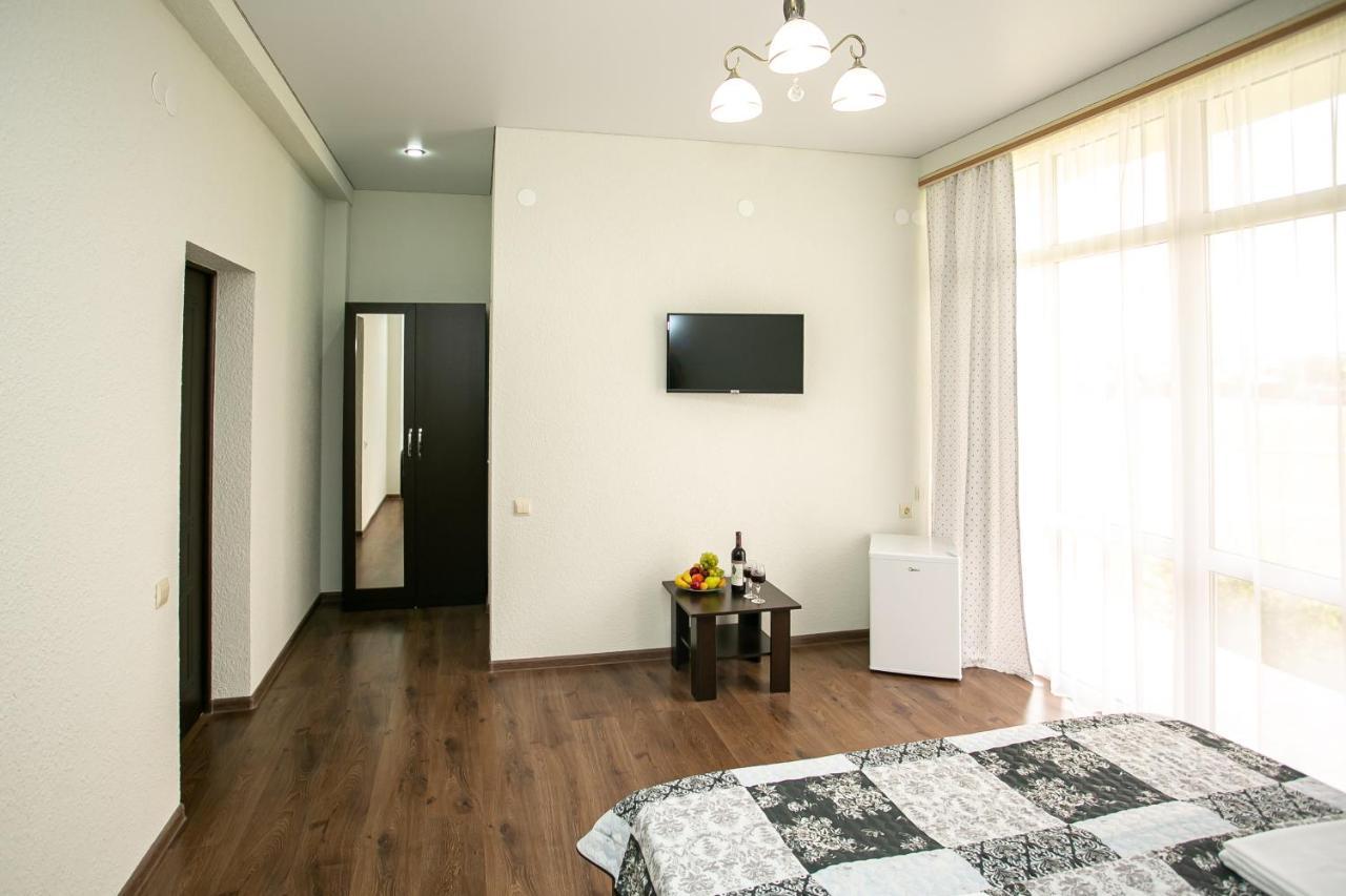 Sanzazila Hotel Gudauta Luaran gambar