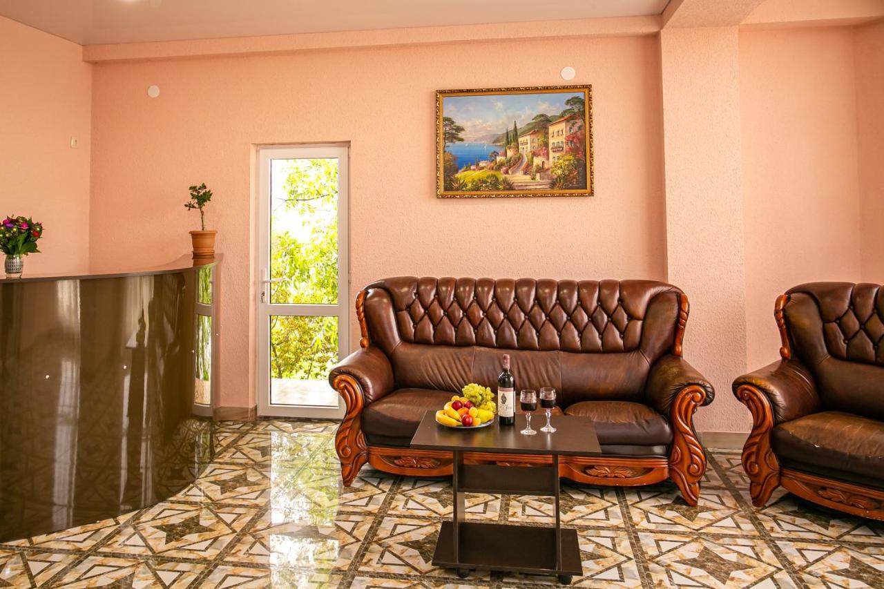 Sanzazila Hotel Gudauta Luaran gambar